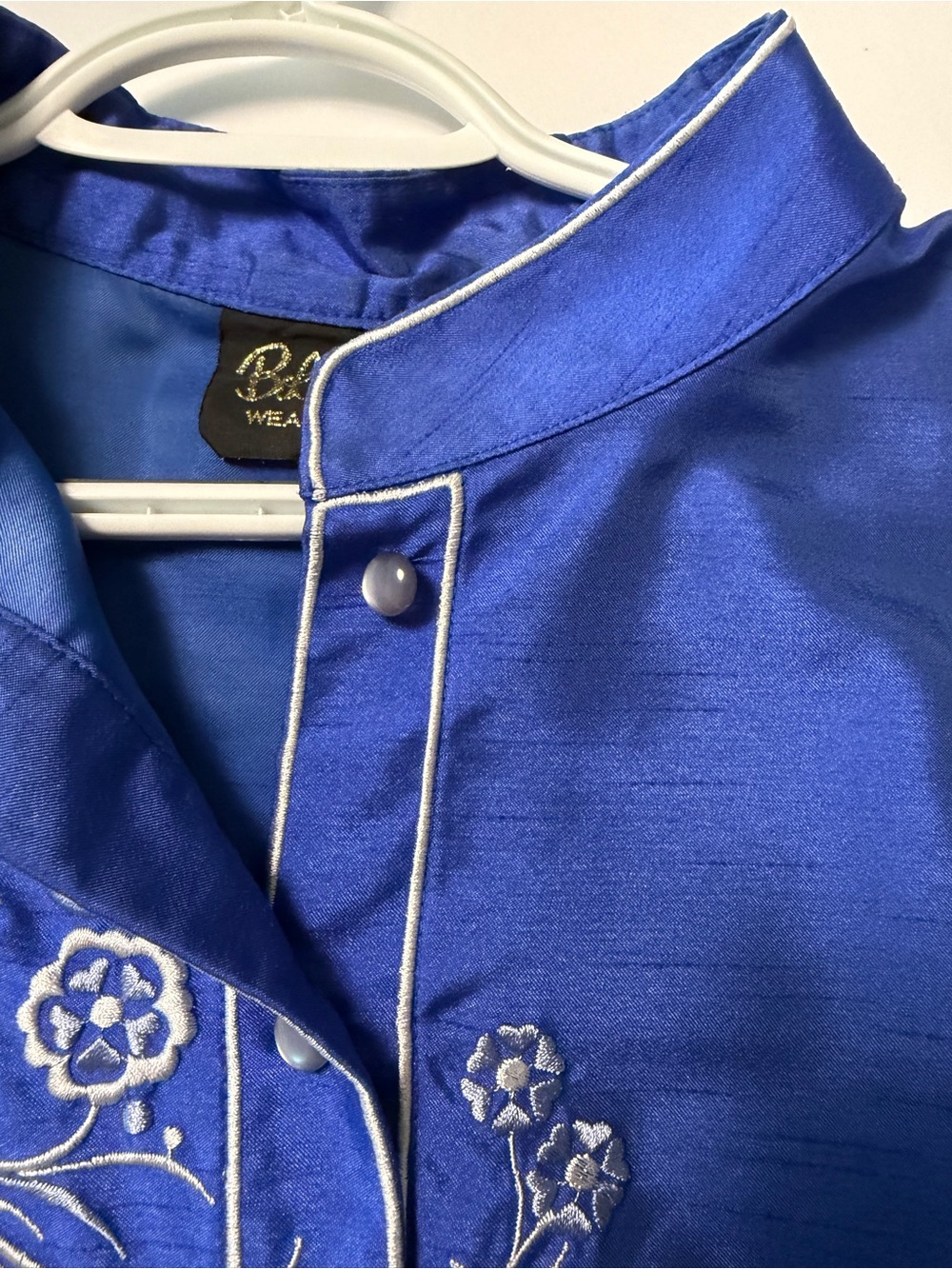 Bob Mackie Wearable Art Vintage Embroidered Button front Shirt XL Blue - Picture 11 of 12